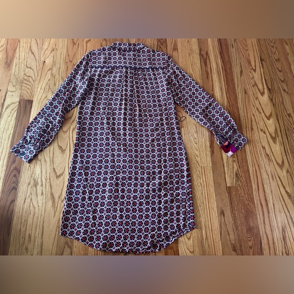Trina Turk • 100% Silk Shirt Dress Size 2. Gorgeous geometric print - Picture 10 of 11